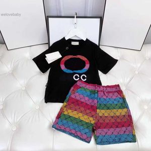 럭셔리 디자이너 의류 세트 어린이 티셔츠 유통 패션 영국 브랜드 여름 어린이 보물과 여자 면화 2 피스 탑
