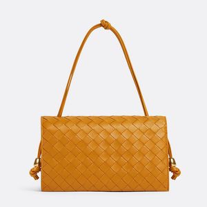 Axillary Clutch Bags Knot Flap Pouch On Strap Handbags Woven Leather Square Underarm Bags Kink Leather Straps 3 Compartments Intrecciato Braid Hollow Out