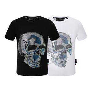 Plein urso camiseta masculina designer tshirts Round Round Rhinestone PP Skulls Men T-shirt Round Neck Ss Ss Skull e Plein com cristais camaradas de hip hop