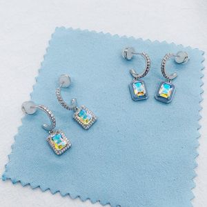 Orecchini a bottone in argento sterling 925 con cristalli colorati per le donne regalo di gioielli di marca con senso del design glamour quadrato