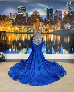 豪華なブループロムドレスマーメイドホルターネッククリスタルタッセルパーティーガウンスコーポーティングなフォーマルな機会イブニングドレス