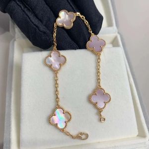 Luxury Classic Four Leaf Clover Charm Armeletsv Golden Fan Family Lucky Pink Shell Grass Armband Women's Summer New Jade Chalcedon Light Design