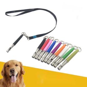 PET suprimentos de estimação de cães apito de brinquedo multicolor cães ultrassônicos treinamento de treinamento jogando jogos com animais de estimação ao ar livre