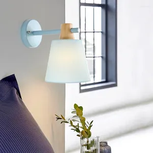 Vägglampa monterad glas lyster led modern dekor deco ljus yttre switch