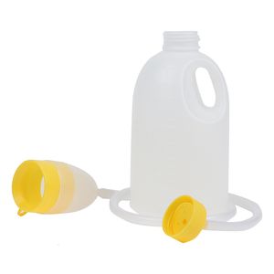 Altri articoli per la bellezza della salute 1700ml Portable Home Hospital Bottiglia per pipì maschile Conservazione del collettore di urina con tubo di incapsulamento urinario Bedridd Men Urinal 230425