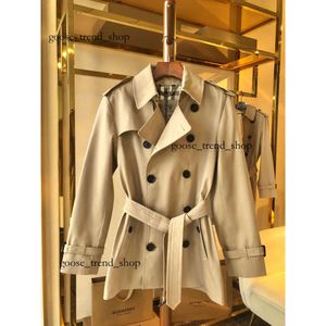 CP Trench Coats Designer Classic Tunic Sashes Jacka Lapel Slim Double Breasted Windbreaker Burb Overcoat With Belt Autumn English Style 750