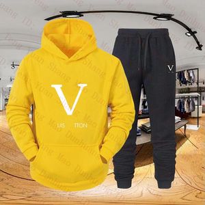 Designer Mens Tracksuits Sweatsuit Set Basquete Suéter Sports Terno Famosa Marca Duas Peças Outfits Homens Mulheres Tech Fleece Hoodies e Calças Conjuntos Streetwear