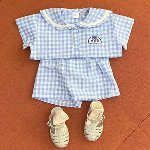 Kleidungssets Sommer Babykleidung Jungen Mädchen Einfach Plaid Kurzarm T-Shirt Anzug Kinder Baby Puppe Kragen Top Shorts College Stil Anzug