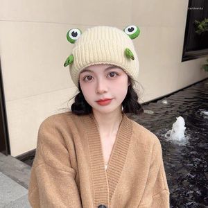 Beralar Modaya uygun kadın sevimli kurbağa örme şapka Sonbahar Kış Kış Açık Sıcak All Maç Büyük Baş Çevre Kafatası Gorras Beanie Bonnet