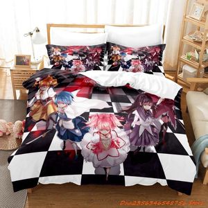 Sängkläder uppsättningar Puella Magi Madoka Magica Set Cartoon Anime Three-Piece Adult Kid Bedroom duvetcover Söt tjej hela säsongen