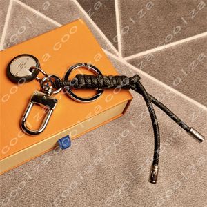 Lüks marka anahtarlıkları klasik kordon tasarımcısı anahtarlık kadın çanta cazibesi cazibe örgülü ipi anahtar zinciri erkek araba anahtar zincirleri taşınabilir anahtarlık