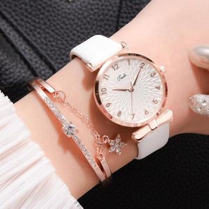 Armbanduhren Trend Damen Gürteluhr Temperament Petal Grain Quartz Zweiteiliges Set