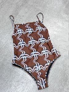 2024SS дизайнерские купальники летний пляжный купальник женский сексуальный купальник цельный мультистиль женский классический купальный костюм p169