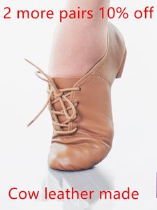 Dans ayakkabıları gerçek denim deri dantel oxford caz dans ayakkabıları ile bölünmüş tabanlarla siyah kahverengi kravat erkek ve kızlar futbol modern bale 230426