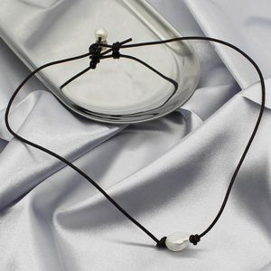 Choker Natural Freshwater Pearl Leather Barock Halsband Kvinnor Etnisk 2023 Stil Handgjorda hängen Halsband Collar Fashion Smycken Chokers