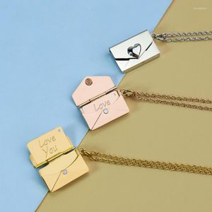 Keychains Creative Love Heart Enverope Halsband Rostfritt stål Pendant CLAVICLE CHAIN ​​SMEEXECH PAPREDAMENTS TRINKET