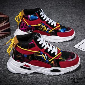 Sapatos de vestido moda arco-íris impresso esportes masculinos alta superior plataforma de tornozelo homens tênis skate vermelho antiderrapante skate treinadores 231127