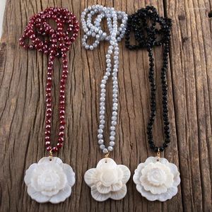 Pendant Necklaces RH Designer Boho Beaded Necklace 6mm Glass Beads Knotted Shell Rose Flower For Women Gift