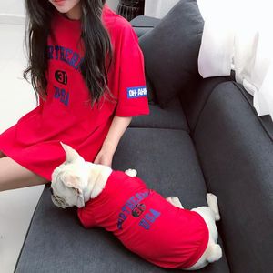 Hoodies Leisure Pet Parentchild Klädhund och ägare Matchande kläder Bulldog vuxen samma stilkläder liten hunddräkt för Teddy