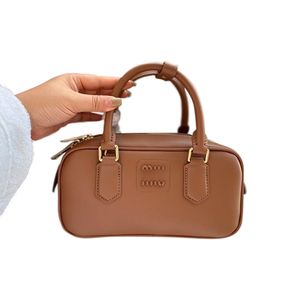 Bolsa de boliche de couro de vaca da moda bolsa de designer de marca de luxo bolsa casual Arcadie bolsa de boliche clássica bolsa de couro genuíno bolsas 2 tamanhos