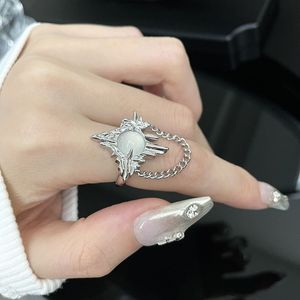 designer ring love ring unique engagement rings rings for women couple rings moonstone opening niche design irregular ruffled senior sense pearl chain ins