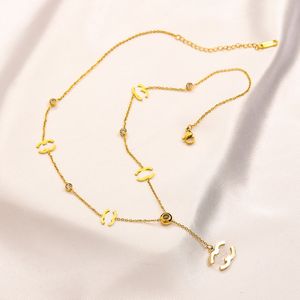 Colar de pingente de amor de ouro 18K Chain de ouro garçom garanhão feminina Jóias de casamento Party Gift Colar Novo estilo Aço inoxidável 925 Colar de lasca por atacado