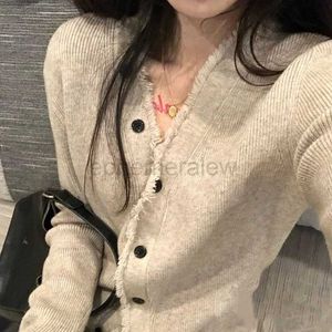 Kadın Sweaters Kore moda v yaka örme kadınlar için 2023 Sonbahar ve kış ince uzun kollu kazak zarif ofis bayan düğmesi zln231127
