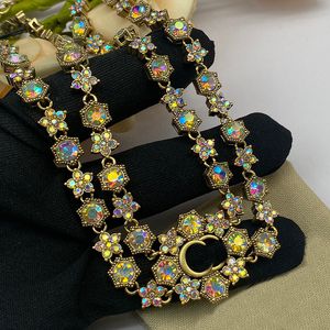 مصممون قلادة GEM Womens Retro Gold Necklace Nettlace Netlaces 18k Gold Plated Gemstone Necklace Netclace Modern Modern