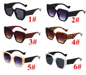 موضة نساء كبيرة الحجم من النظارات الشمسية التدرج البلاستيكية مصممة العلامة التجارية أنثى نظارات الشمس UV400 6 ألوان 10pcs
