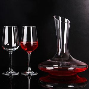 Narzędzia barowe 1800 ml Big Dekanter ręcznie robione kryształowe czerwone wina Brandy szampana szampana Aerator na połowie dla rodziny 231127