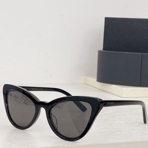 Summer Fashion Cat Eye Solglasögon för kvinnor Designer Mens Casual Glasses UV400 Skydd med original Box PR01