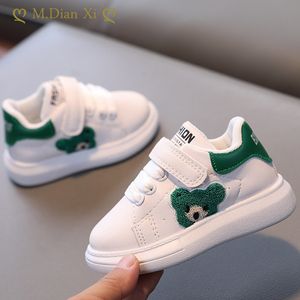 Sneakers Autumn Baby Boys Girls Cartoon Sneakers 1-6y Toddlers Fashion Sports Shoes For Girls Breattable Boys Board Flats Spädbarnskor 230427