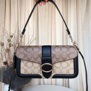 Ladies' bag classic luxury designer underarm bag shoulder bag old flower baguette small bag handbag.