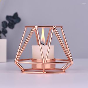 Candle Holders Geometric Candlestick Nordic Style Wrought Iron Home Decoration Metal Crafts Small Tealight Ornaments