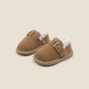 Botas Maibuxiong Outono e Inverno Sapatos de Bebê Pelúcia Caminhando Versátil Crianças Quentes Meninas Algodão 231127