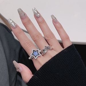 Unikalne pierścienie zaręczynowe Pierścienie dla kobiet Para Pierścienie Star Metal Open Pierścień Kobiet Retro Index Pierścień Nisza Nisza Wysokie Pierścień Pierścień Obietnicy Pierścienie dla jej 01