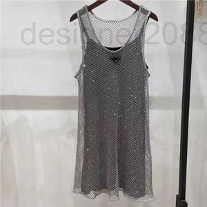 THE-T-Shirt مصممة Runway Summer Chain Stain Sanks Ladies Elegant Letters Tops Women Secondess Sexy Disual Tank Top Cmfi