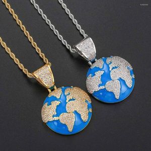 Colares pendentes Hip Hop Bling Micro CZ Blue Oil Grow Globe Earth Colar Punk Ball Tag para homens Acessórios para homens de jóias de moda