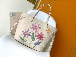 Äkta läder kvinnor handväskor designer pumpa shopping påse tote plånbok axel väska lyx yayoi kusama blommor vit handväska 2-stycke set tote axelväska
