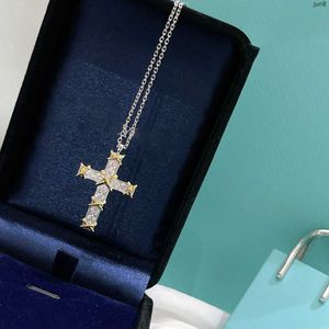 Colares Cross Filled Gold Pingente Atacado Handmade Jóias Chain Link Pingente Colar Designer Tiffanlii para Mulheres Homens Conjunto Casal Moda Festa de Casamento