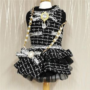 Carrier Winter Cat Dog Dress Luxury Princess Wedding Puppy Costume Pomeranian Poodle Schnauzer Doggie Apparel Dresses With Bag