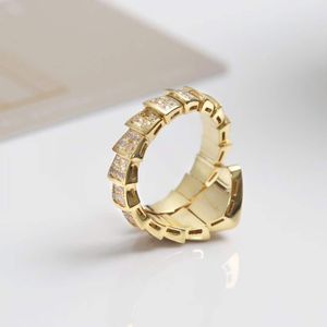 size 8 twisted ring wrapped snake serpentine ring 18K gold plated O ring 3 colours silver geometry ring for party gifts jewelry set gift 1