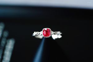 Кластерные кольца Jhy Solid 18k Gold Nature Red Spinel Gemstones Diamonds для женщин