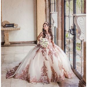 Off the Shoulder Princess Ball Gown Gold Lace Appliques Quinceanera Dresses Luxury Appliques Crystal Bridal Gowns Robe de Soiree 2024