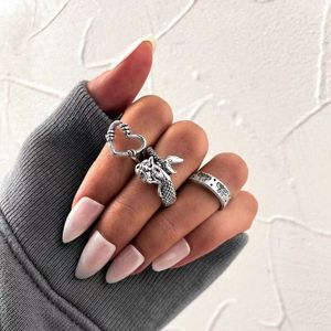 luxury ring nail ring designer ring gifts for men mens ring heart ring New love niche design joint ring three piece set Men women unisex wholesale