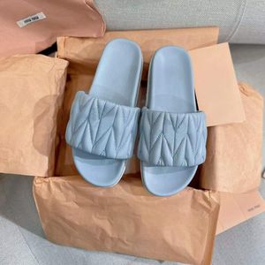 Модные женские сандалии тапочки повседневные летние бассейн Fun Flats Slip Matelasse Sliders Slip-On Italy Perfect Onyx Resin Leath