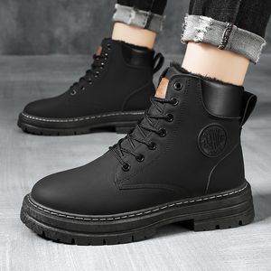 Boots Designer Fuzz Snow Booties Mens Sneakers vandring päls vinterskor slitage motståndande läder fotled halv bagage manlig utomhus man sport 81