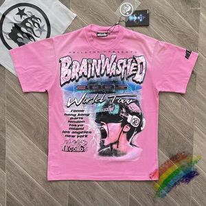 メンズTシャツの洗脳ワールドツアーヘルスタースタジオ洗浄されたタイ染色Tシャツの男性女性1：1品質のピンクカジュアルトップティーシャツ