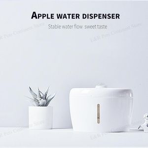 Leveranser Automatisk kattvattenfilter Fontän för husdjur Dispenser stor dricksskål Cat Automatic Apple Drinking Filter 2.5L kapacitet