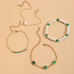 Pulseira 4pcs pulseiras elegantes vintage para mulheres imitação verde cristal encantador de várias camadas de fenda de fofões